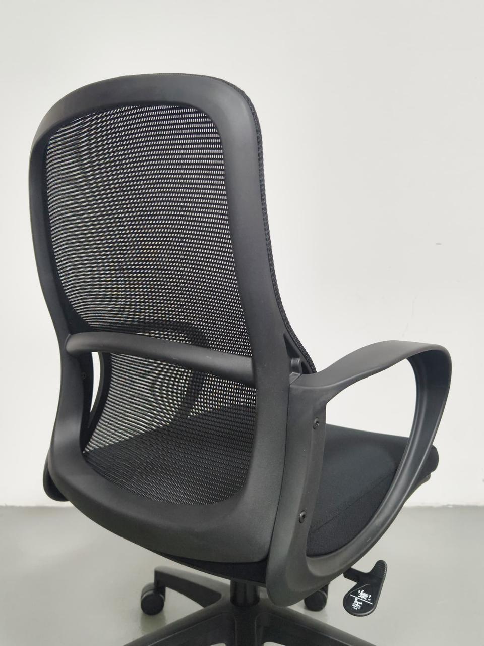 Silla operativa TOKE - Imagen 4